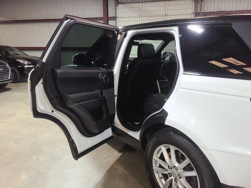 Land Rover Range Rover Sport photo 20