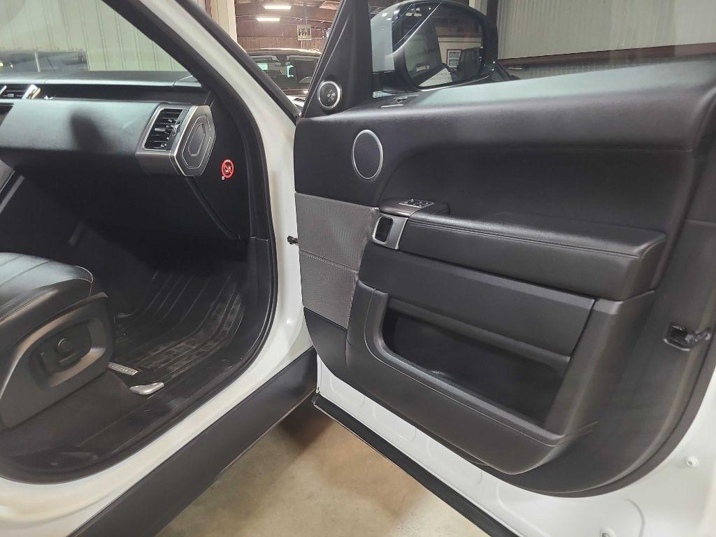 Land Rover Range Rover Sport photo 28