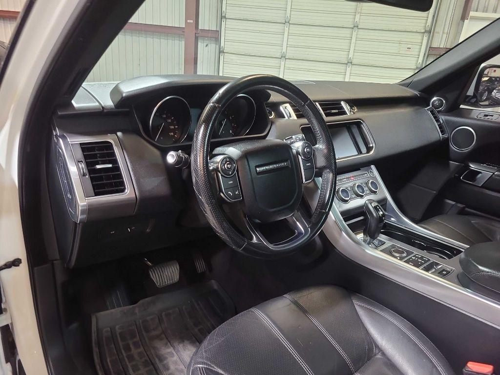 Land Rover Range Rover Sport photo 32