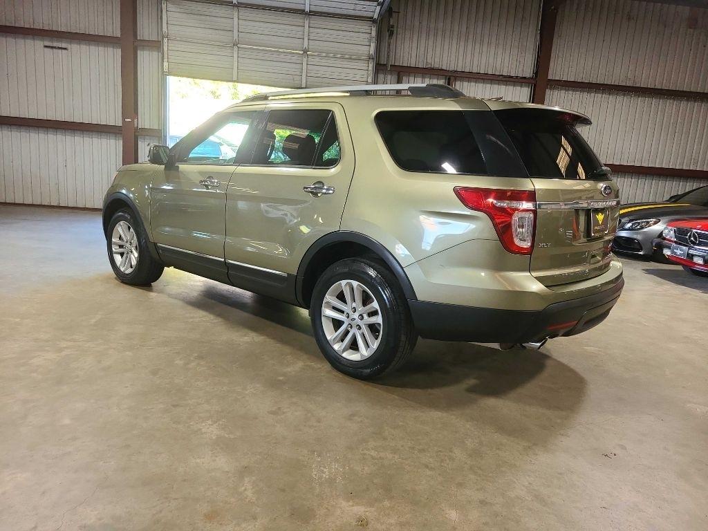 Ford Explorer 4WD 4dr XLT 2013