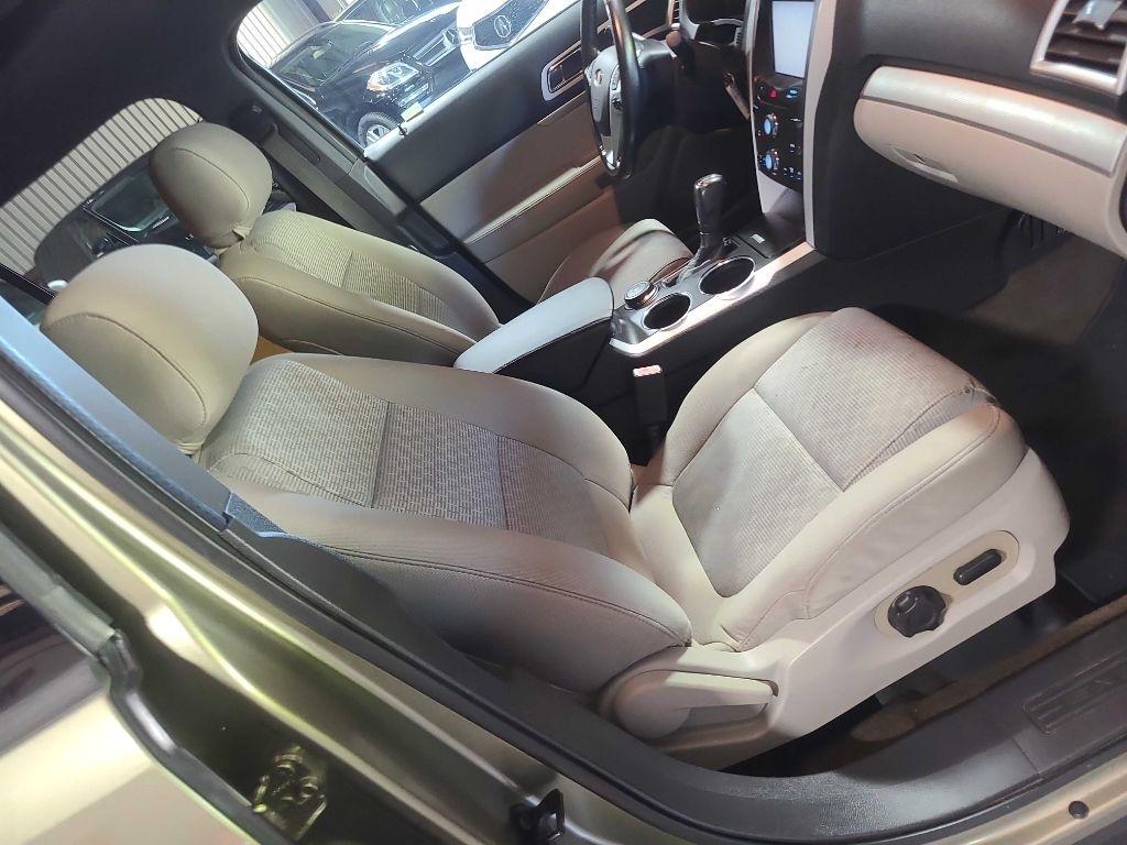Ford Explorer 4WD 4dr XLT 2013