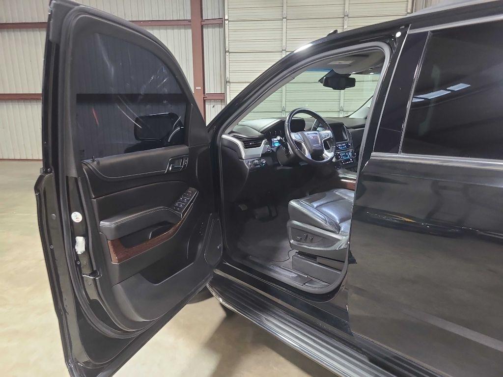 GMC Yukon XL 4WD 4dr SLT 2020