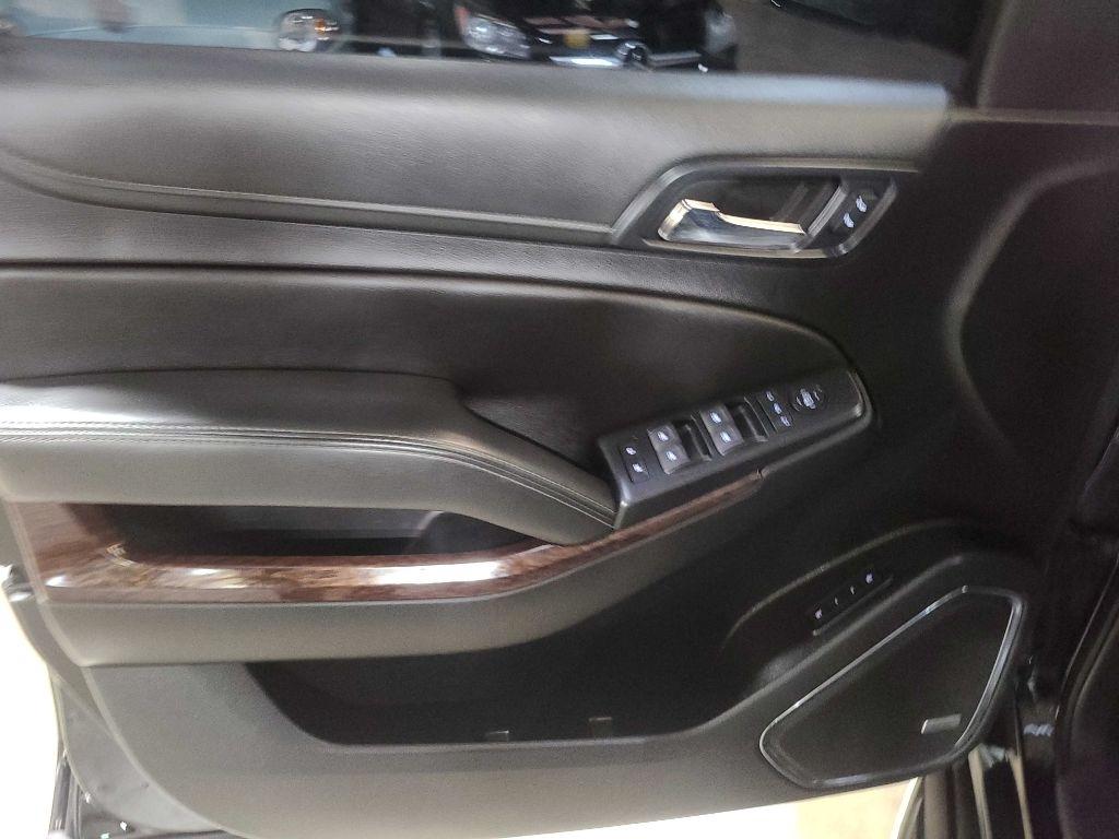 GMC Yukon XL 4WD 4dr SLT 2020