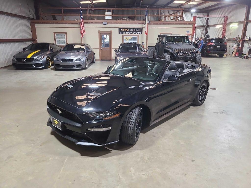 Ford Mustang EcoBoost Convertible 2021
