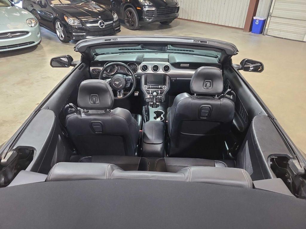 Ford Mustang EcoBoost Convertible 2021