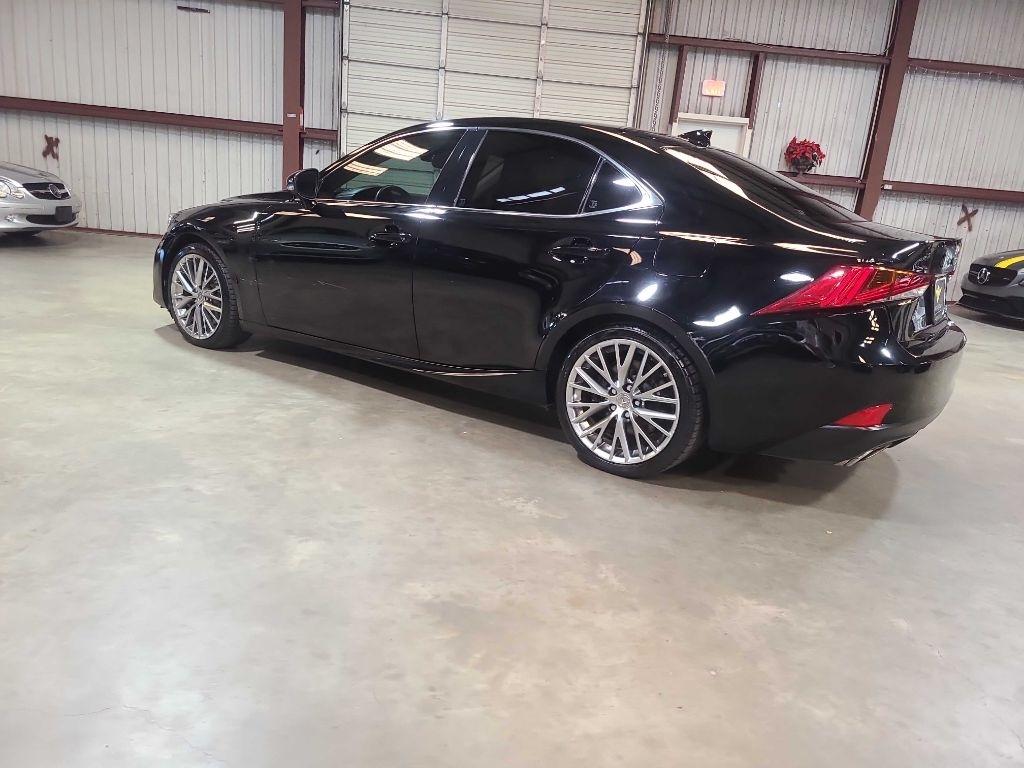 Lexus IS IS Turbo RWD 2017