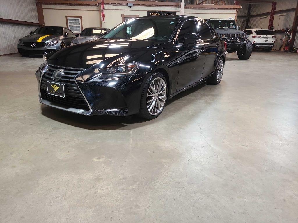 Lexus IS IS Turbo RWD 2017