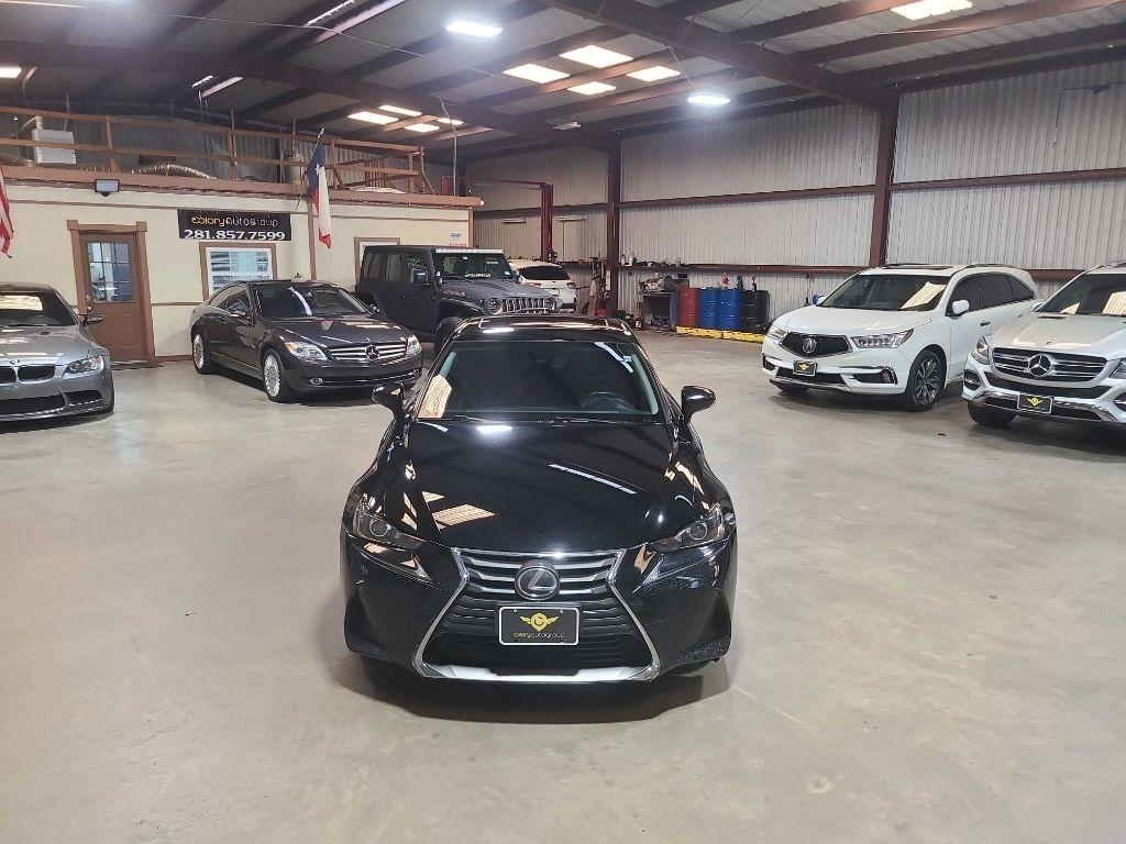 Lexus IS IS Turbo RWD 2017
