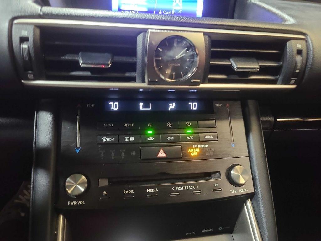 Lexus IS IS Turbo RWD 2017