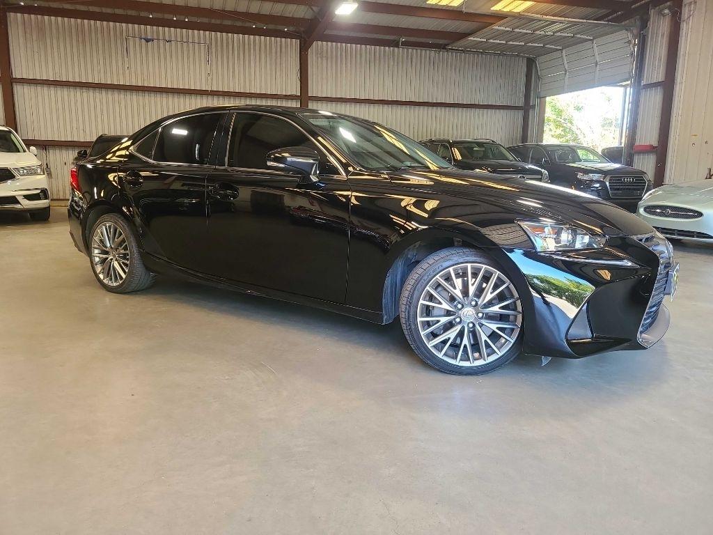 Lexus IS IS Turbo RWD 2017