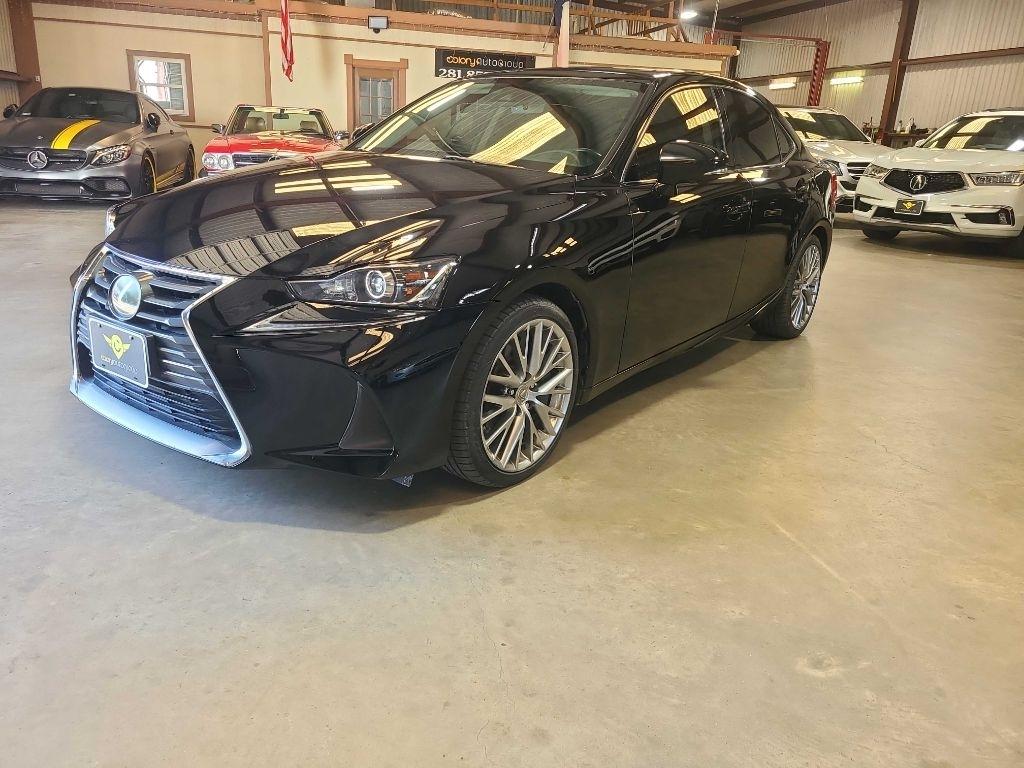 Lexus IS IS Turbo RWD 2017