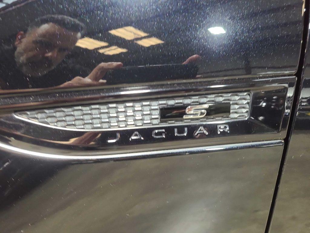 Jaguar E-Pace P300 AWD R-Dynamic S 2018