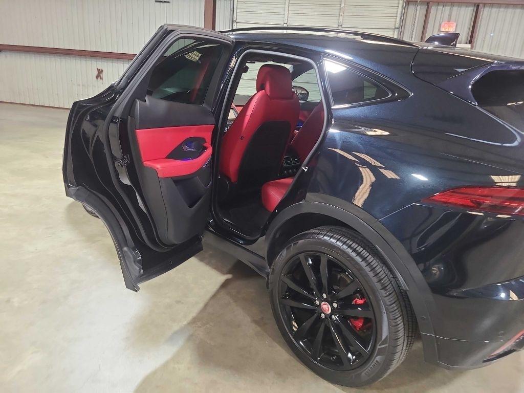Jaguar E-Pace P300 AWD R-Dynamic S 2018