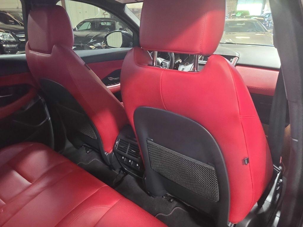 Jaguar E-Pace P300 AWD R-Dynamic S 2018