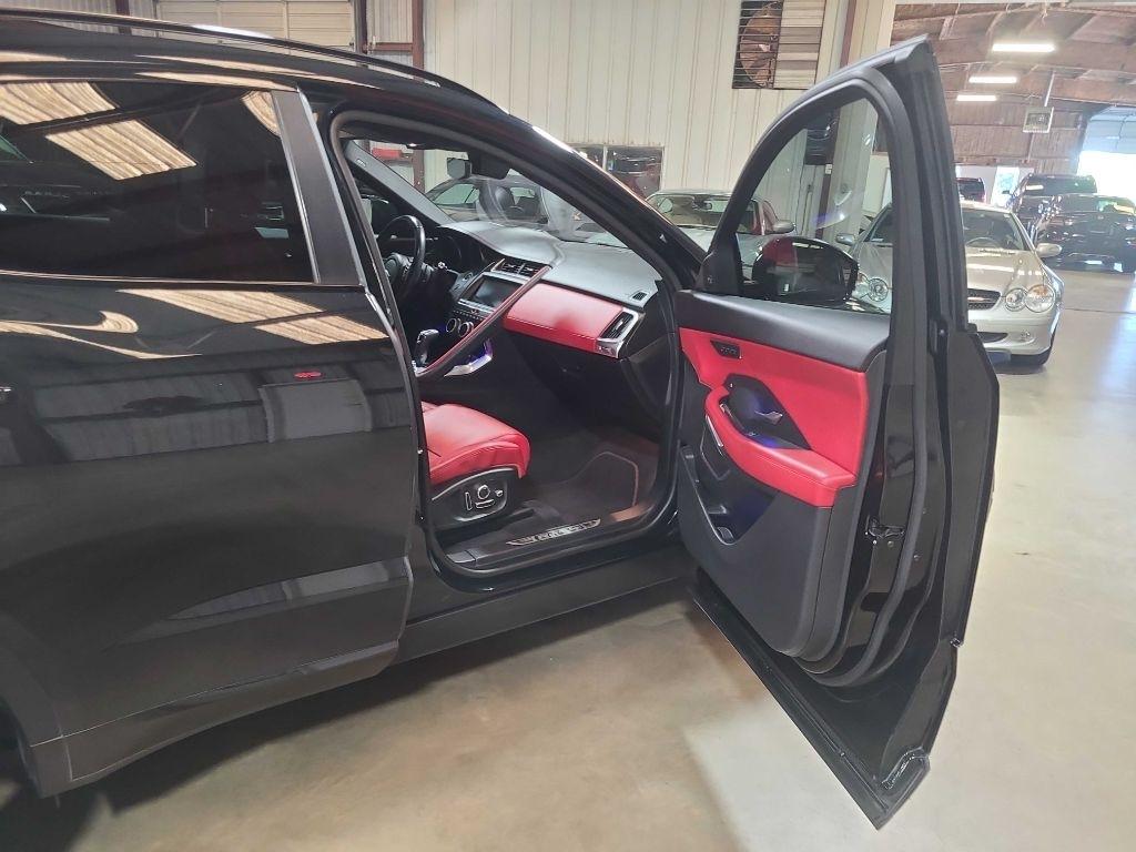 Jaguar E-Pace P300 AWD R-Dynamic S 2018