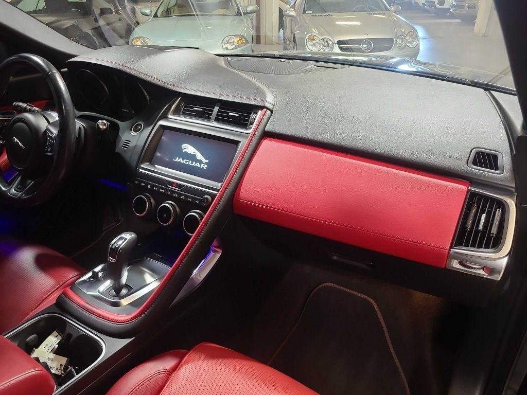 Jaguar E-Pace P300 AWD R-Dynamic S 2018