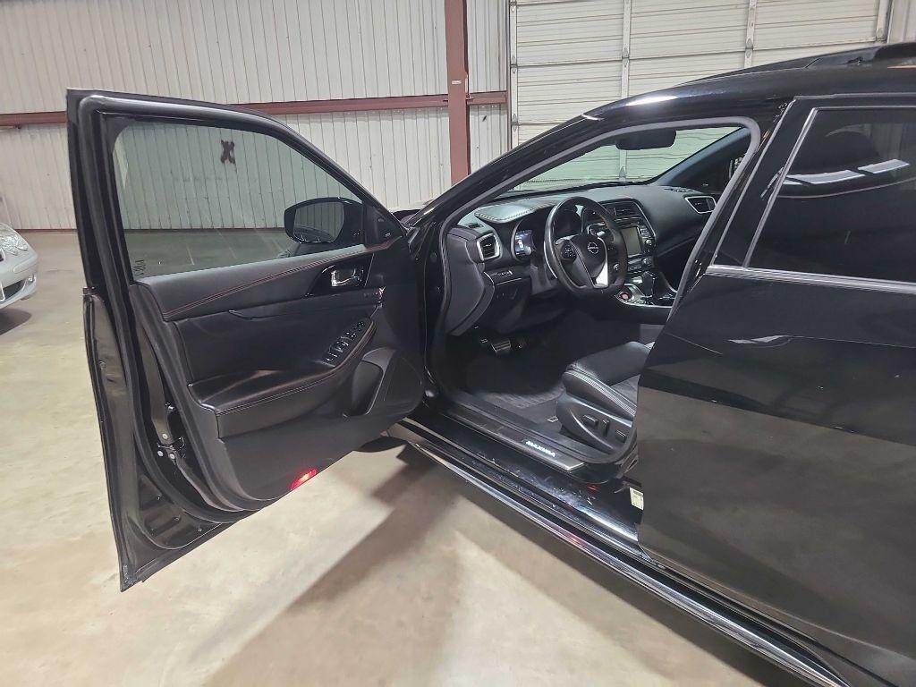 Nissan Maxima SR CVT 2023