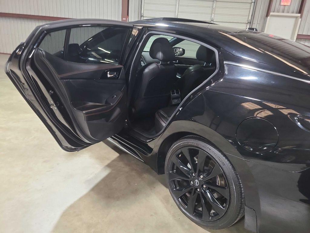 Nissan Maxima SR CVT 2023