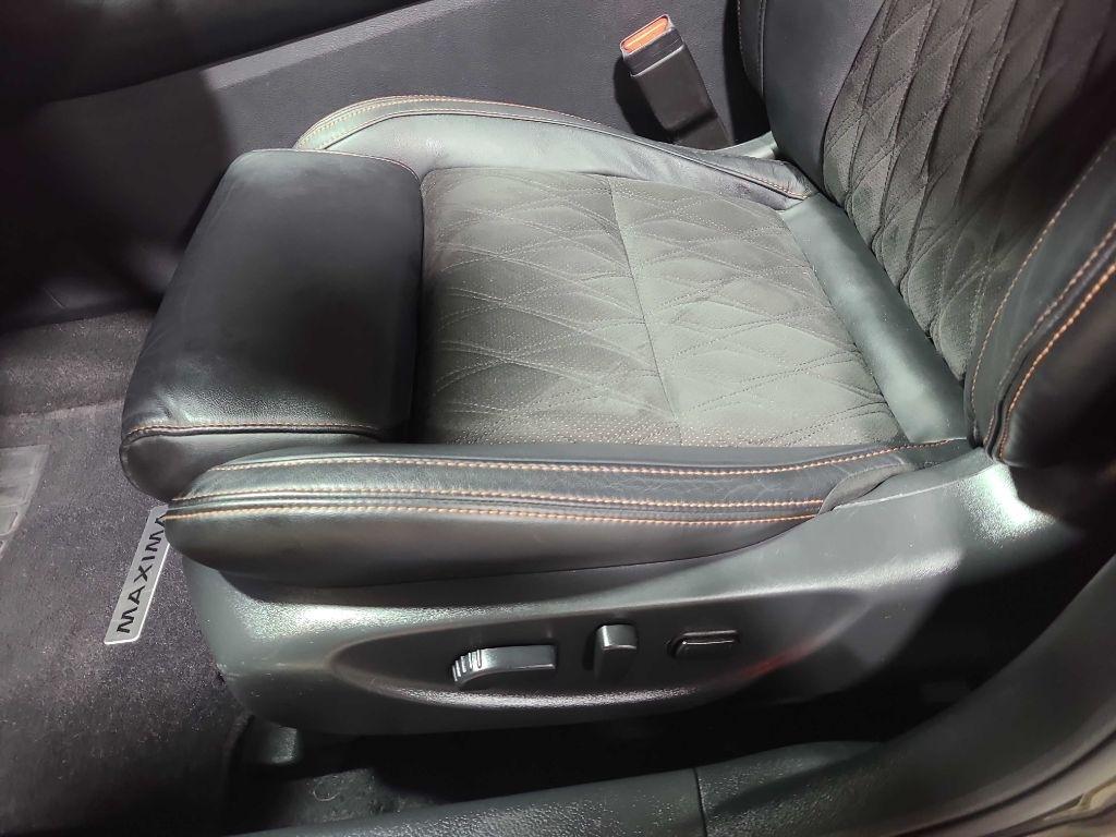 Nissan Maxima SR CVT 2023