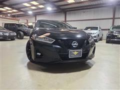 2023 Nissan Maxima 