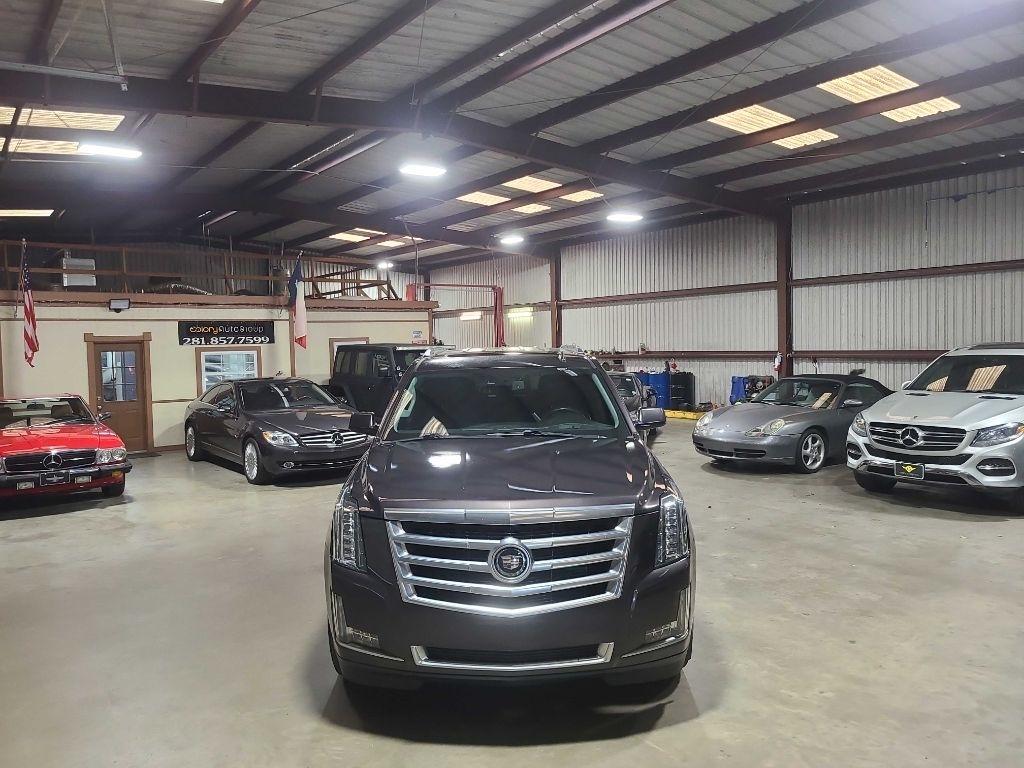 Cadillac Escalade 2WD 4dr Premium 2015