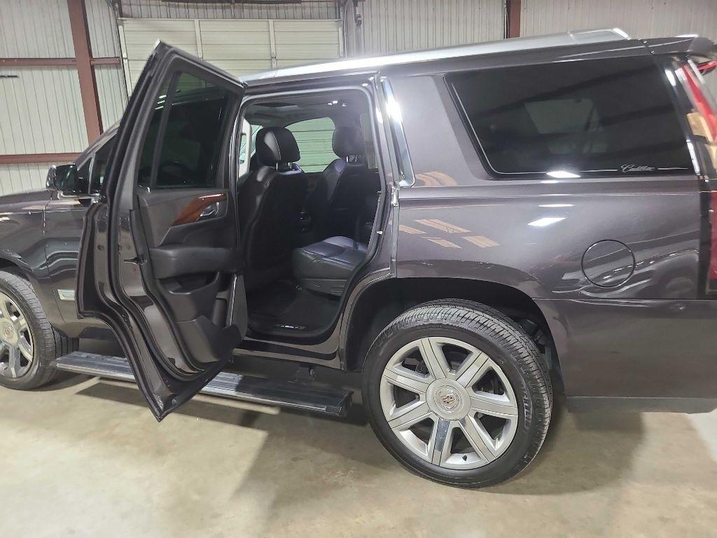 Cadillac Escalade 2WD 4dr Premium 2015