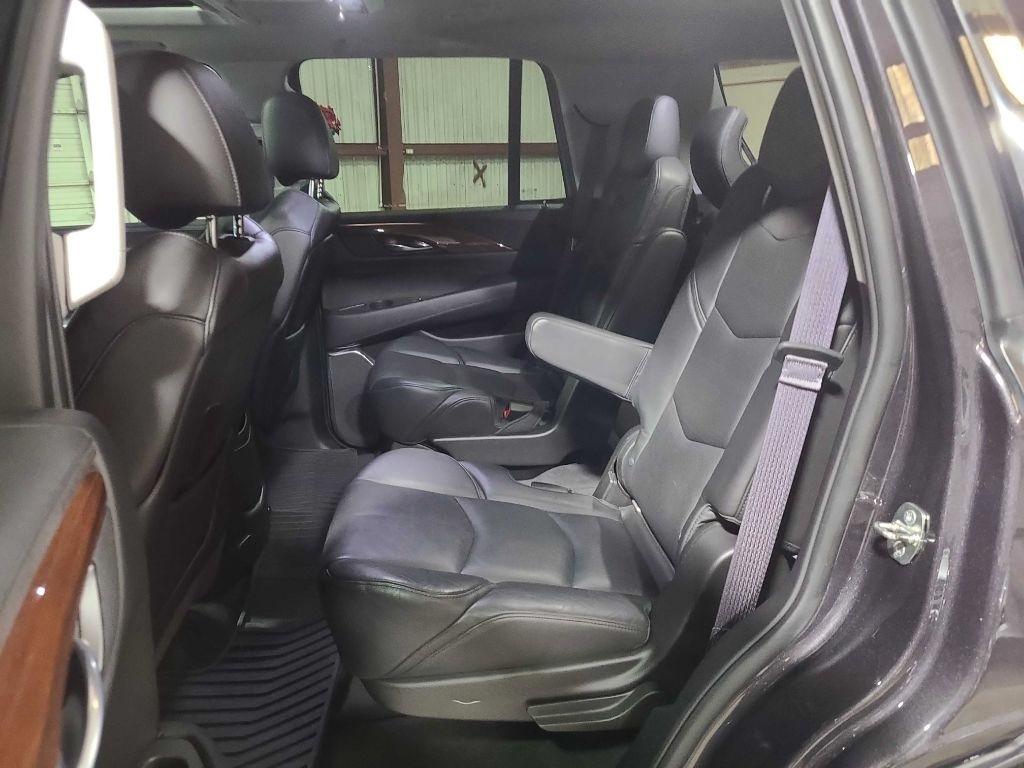 Cadillac Escalade 2WD 4dr Premium 2015