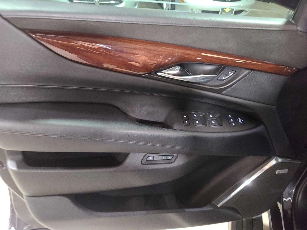 Cadillac Escalade 2WD 4dr Premium 2015