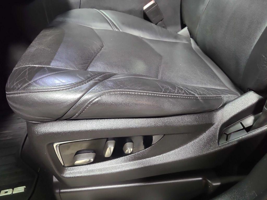Cadillac Escalade 2WD 4dr Premium 2015