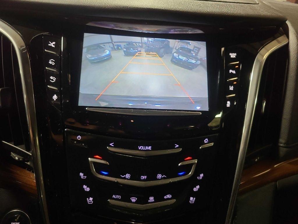 Cadillac Escalade 2WD 4dr Premium 2015