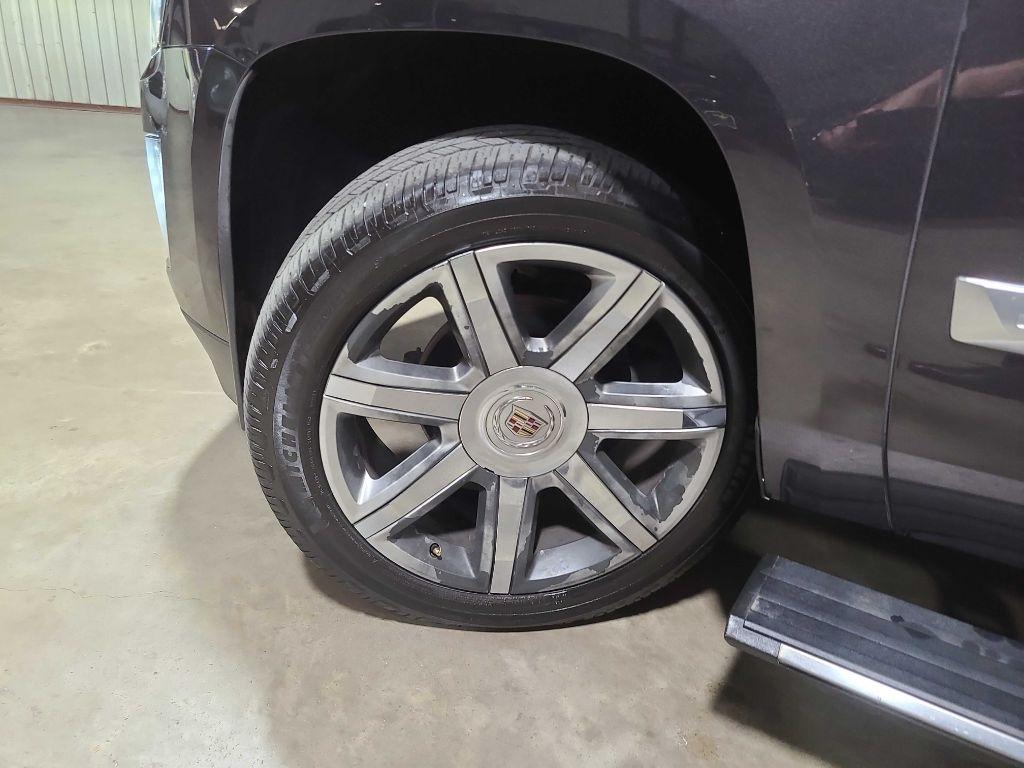 Cadillac Escalade 2WD 4dr Premium 2015