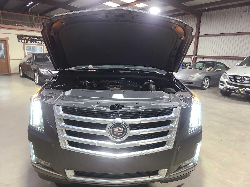 Cadillac Escalade 2WD 4dr Premium 2015