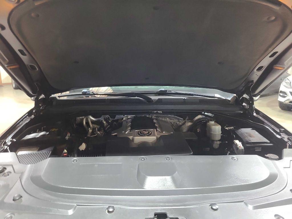 Cadillac Escalade 2WD 4dr Premium 2015