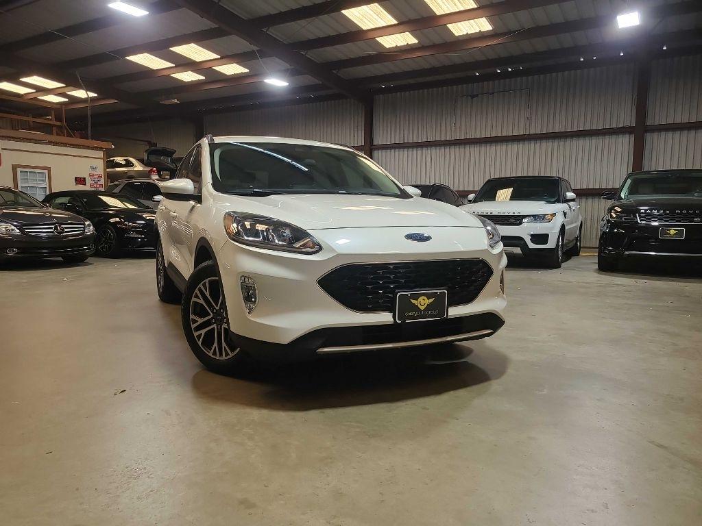 2020 Ford Escape SEL FWD