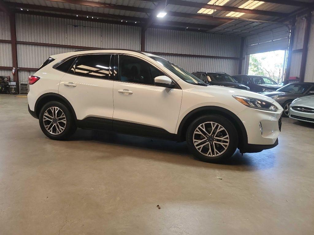 Ford Escape photo 6