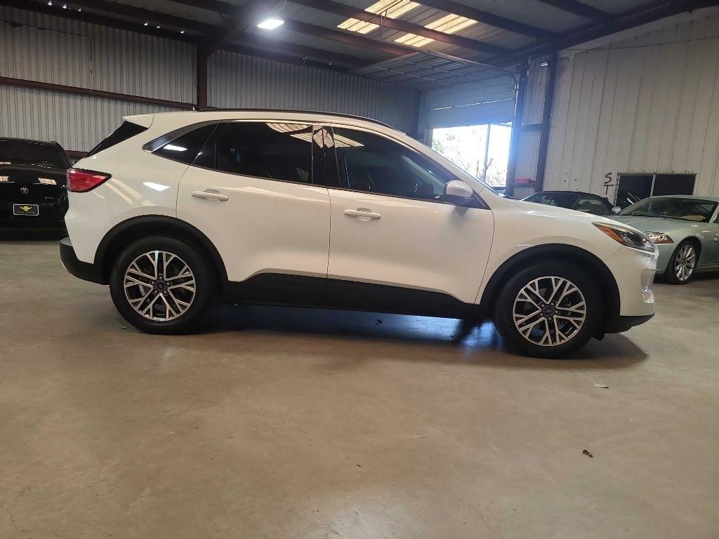 Ford Escape photo 7
