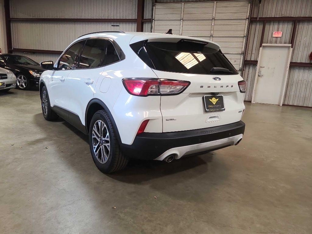 Ford Escape photo 12
