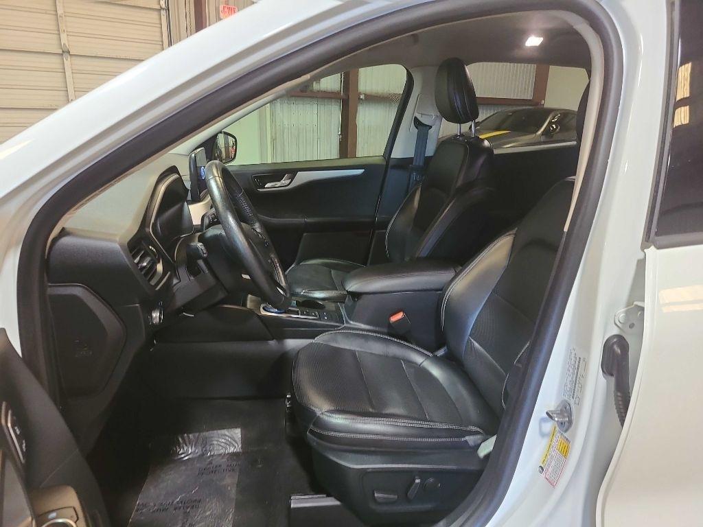 Ford Escape photo 24