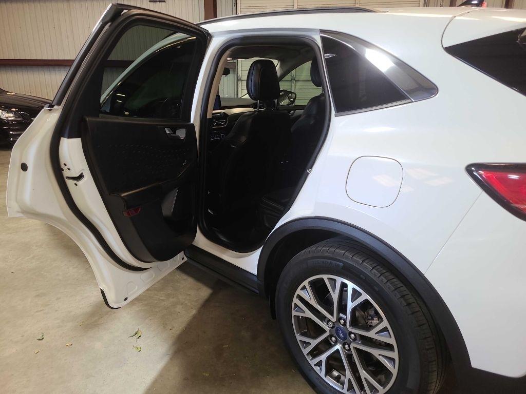 Ford Escape photo 25