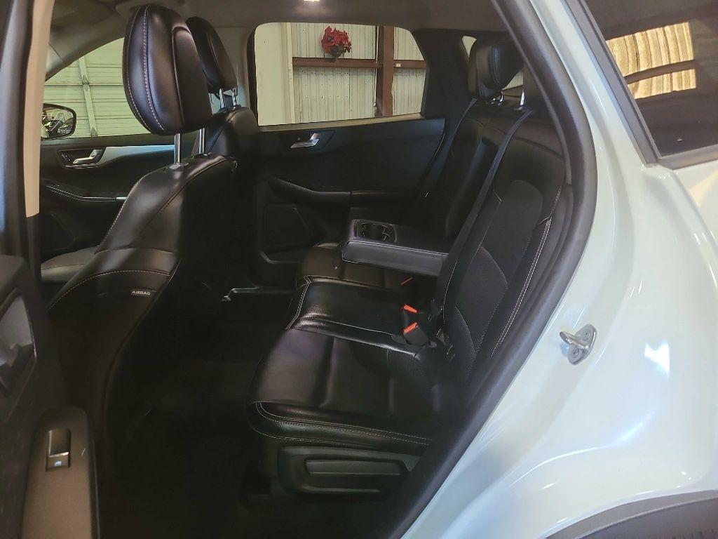 Ford Escape photo 26