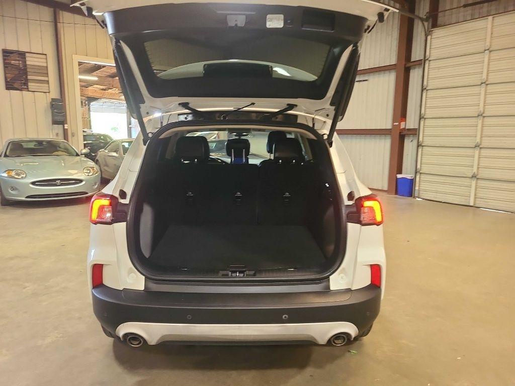 Ford Escape photo 27
