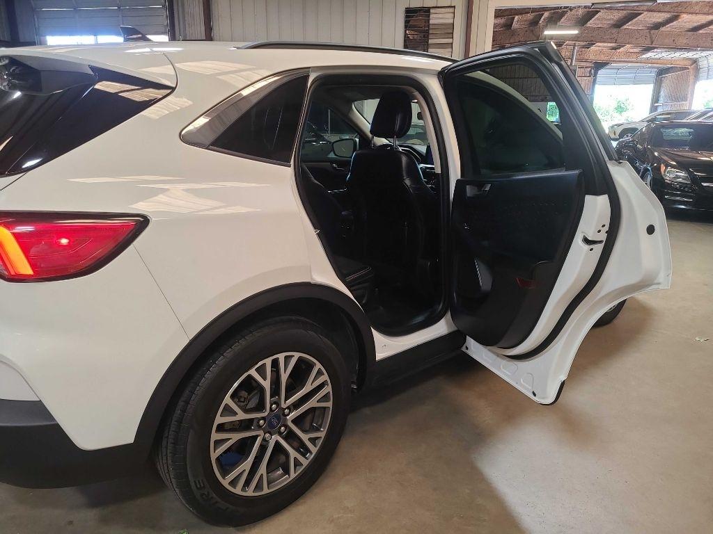 Ford Escape photo 30