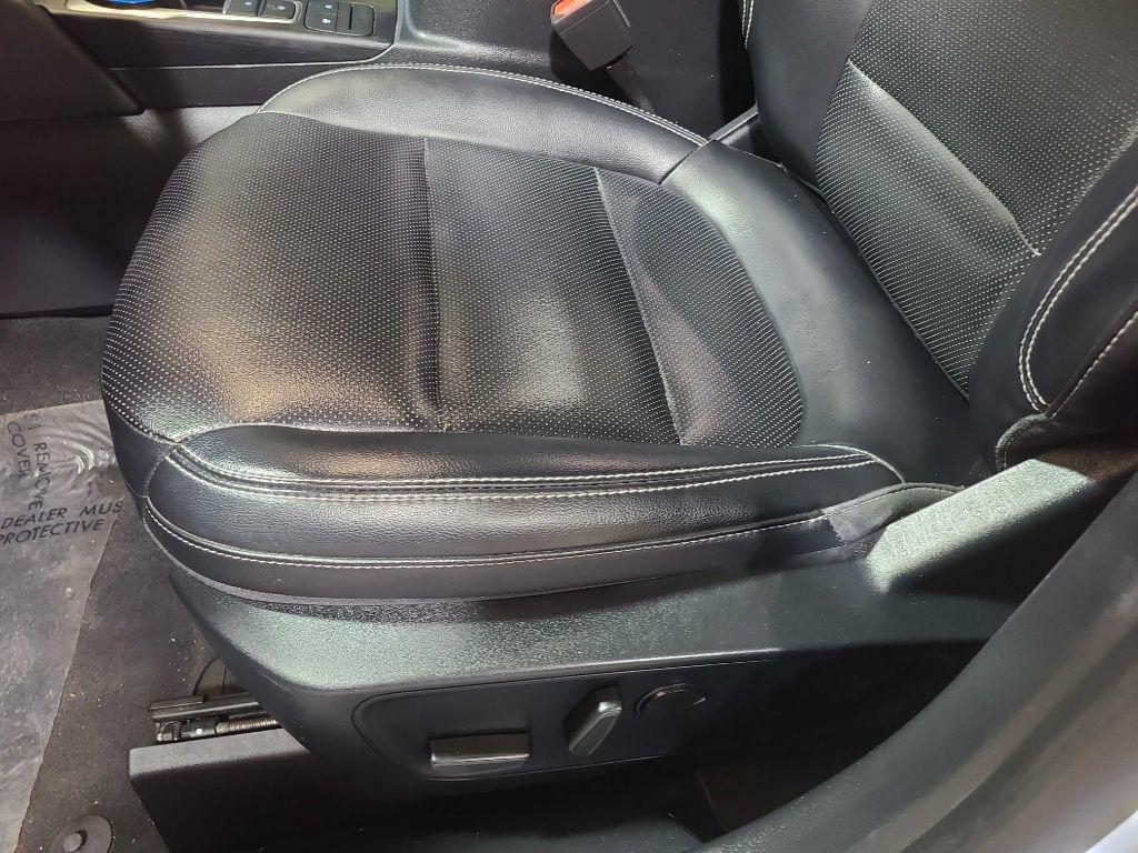 Ford Escape photo 36