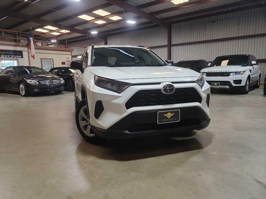 2021 Toyota RAV4 LE FWD (Natl)