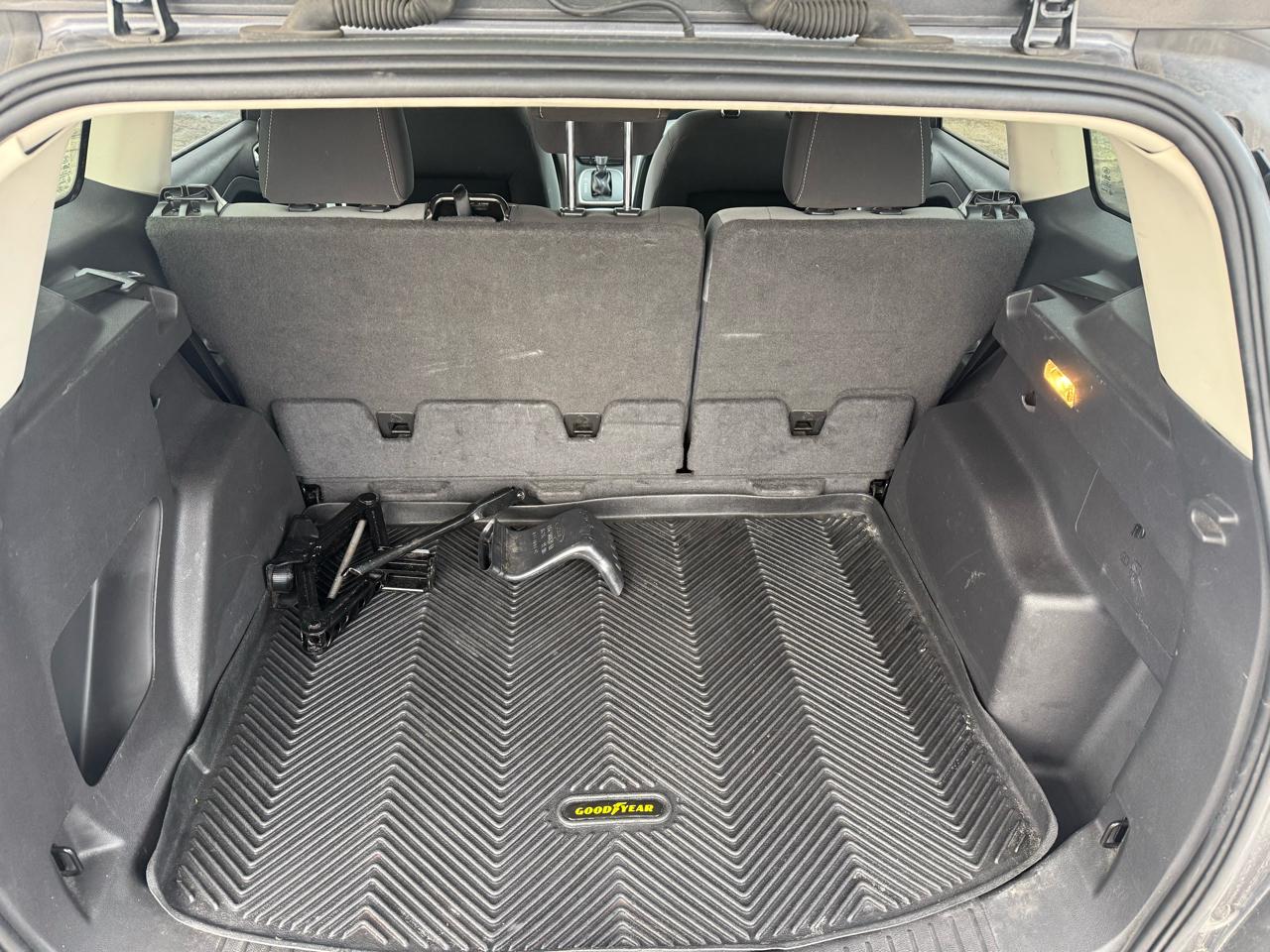 Ford Escape SE FWD 2013