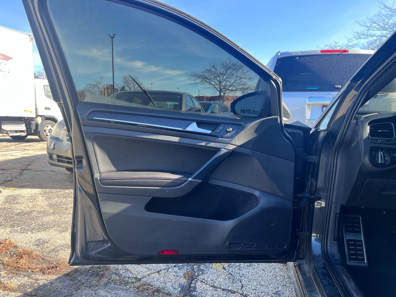 Volkswagen GTI Autobahn 6A 4-Door 2016