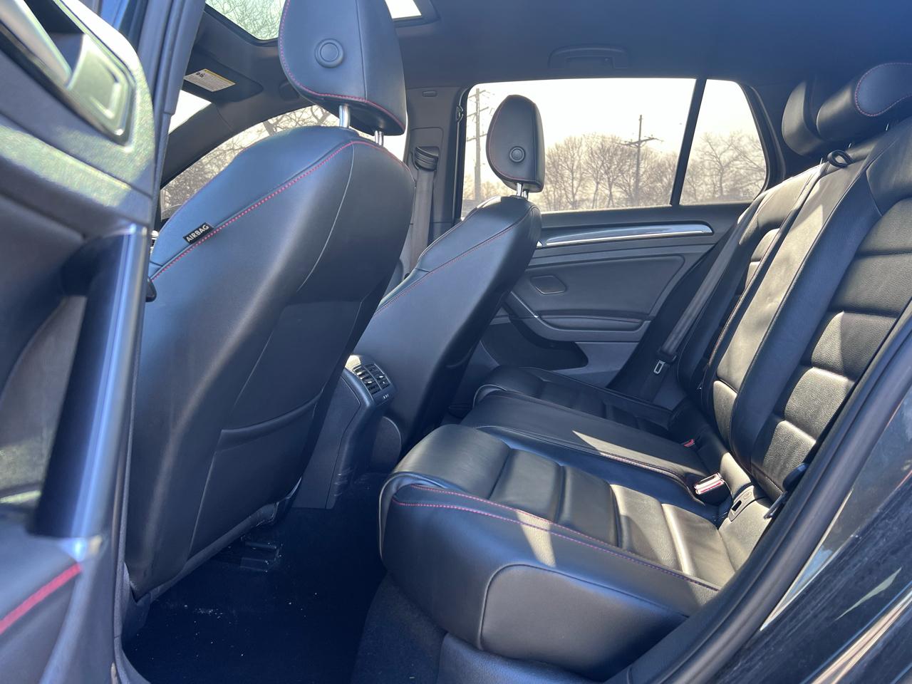 Volkswagen GTI Autobahn 6A 4-Door 2016