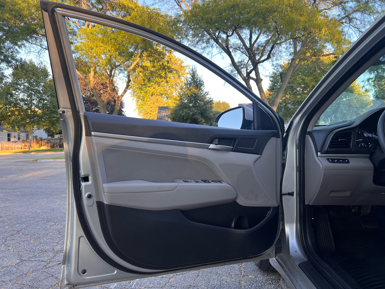 Hyundai Elantra Limited 2020 Hyundai Elantra Limited 2020