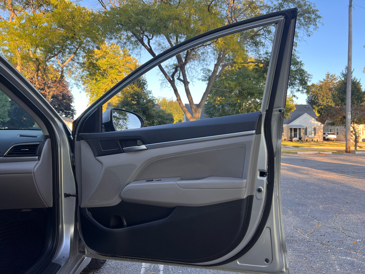 Hyundai Elantra Limited 2020 Hyundai Elantra Limited 2020