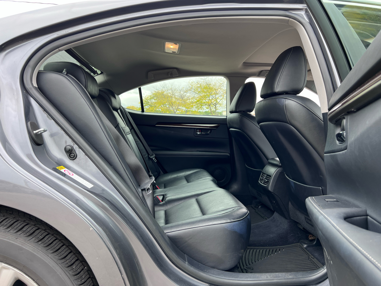 Lexus ES 350 Sedan 2013 Lexus ES 350 Sedan 2013
